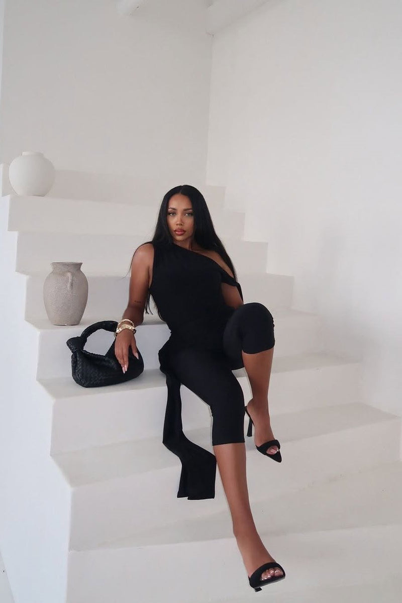 Black One Shoulder Knot Detail Top & Capri Pants Co-Ord