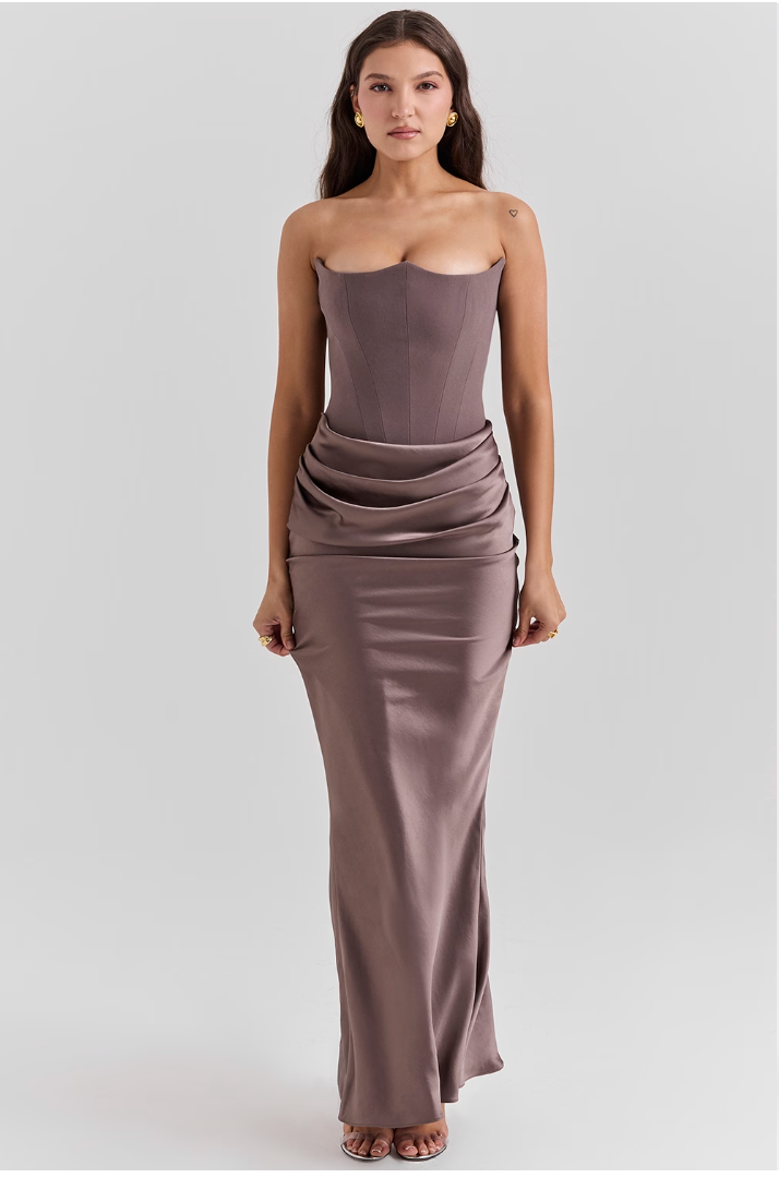 Varya Dress | Elegant Sleeveless Corset-Style Maxi Dress