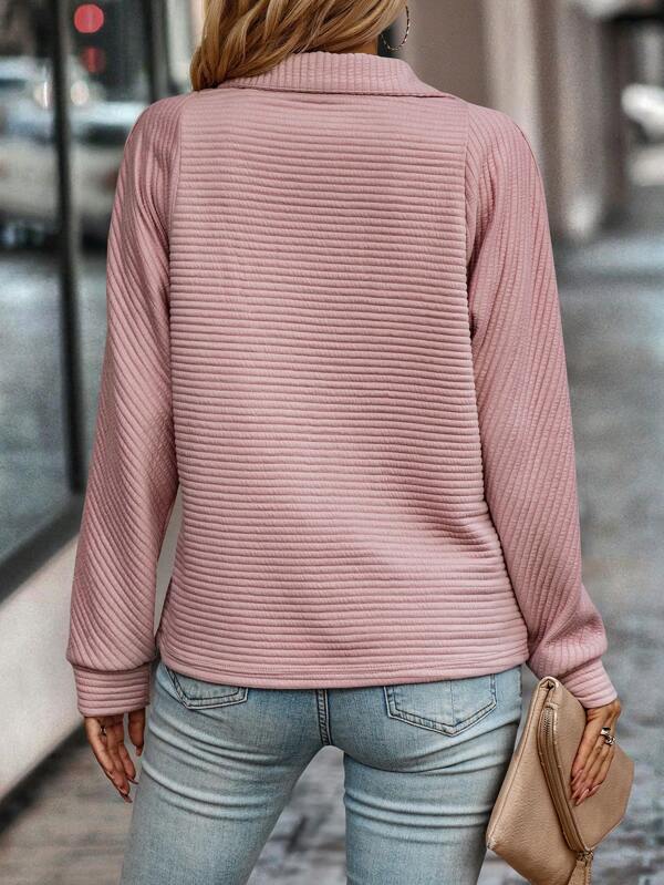 Elizabeth Jumper | Casual Zip-Up Jumper with Ribbed Detail